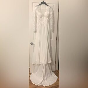 Luxe Eternity With You White Lace Mesh Long Sleeve Mermaid Maxi Dress, size 4